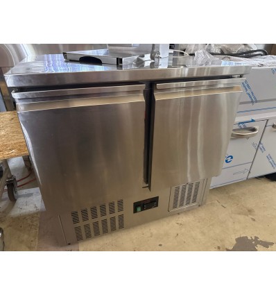 Køle bor med to låger brugt en uge